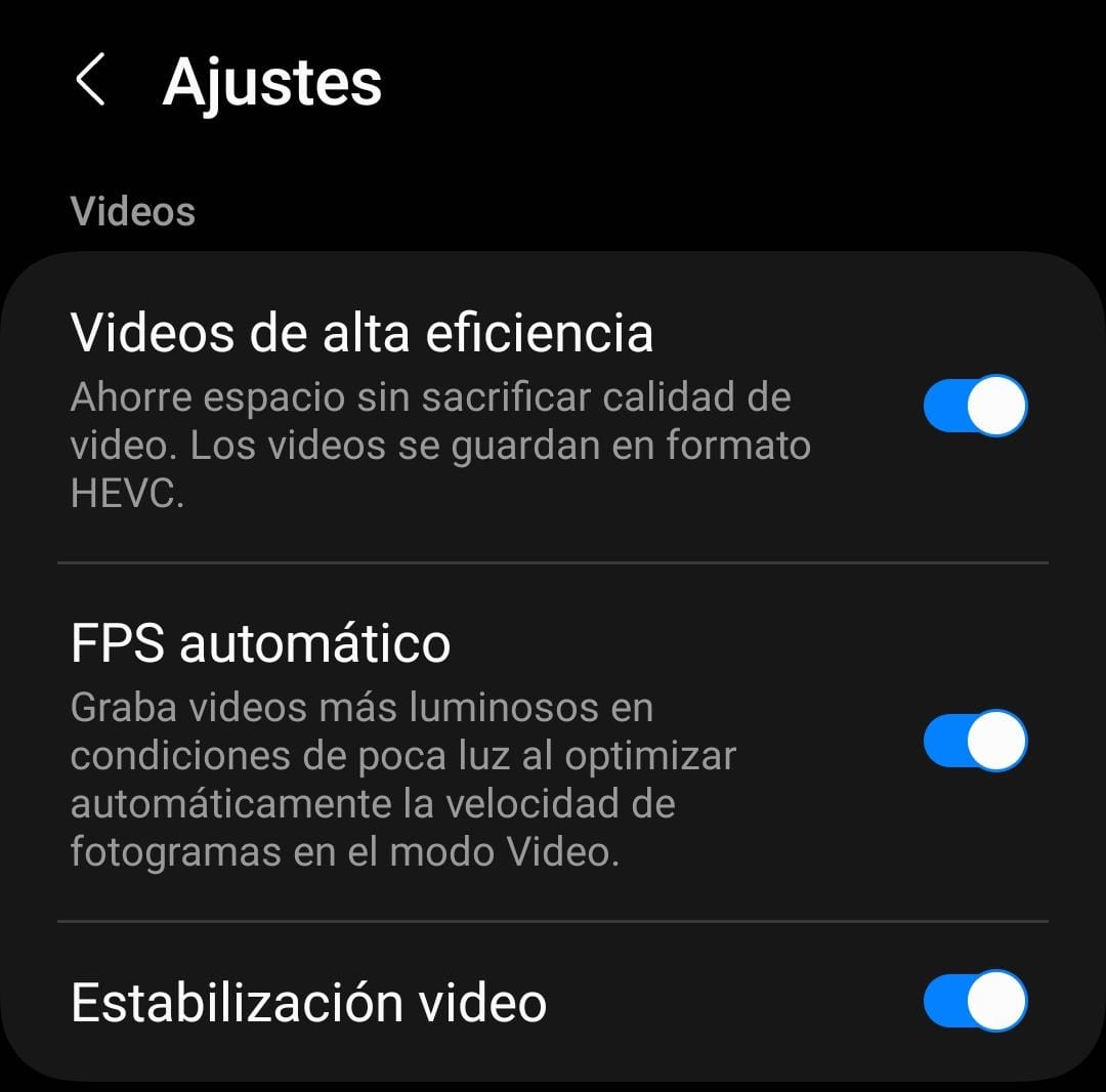 Ajustes de video: alta eficiencia, FPS automático, estabilización
